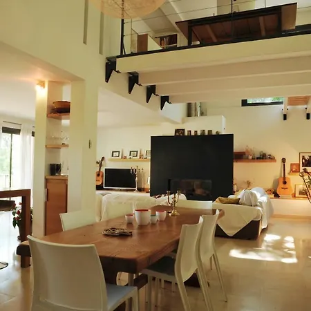 Maison D'architecte Avec Vue Sur Les Alpilles * Villeneuve-les-Avignon