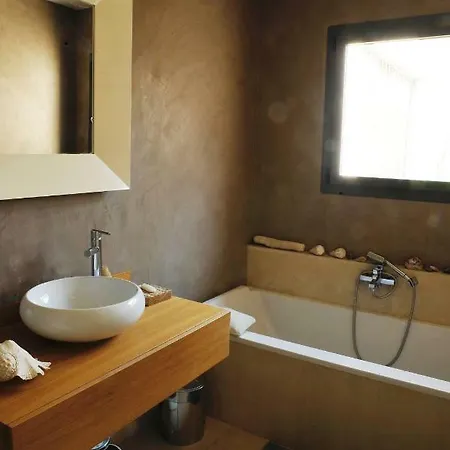 Maison D'architecte Avec Vue Sur Les Alpilles