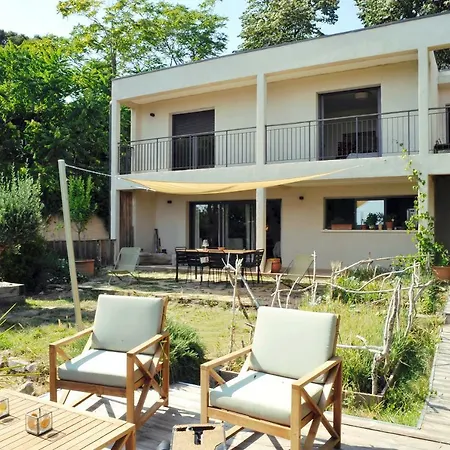 Maison D'architecte Avec Vue Sur Les Alpilles *
